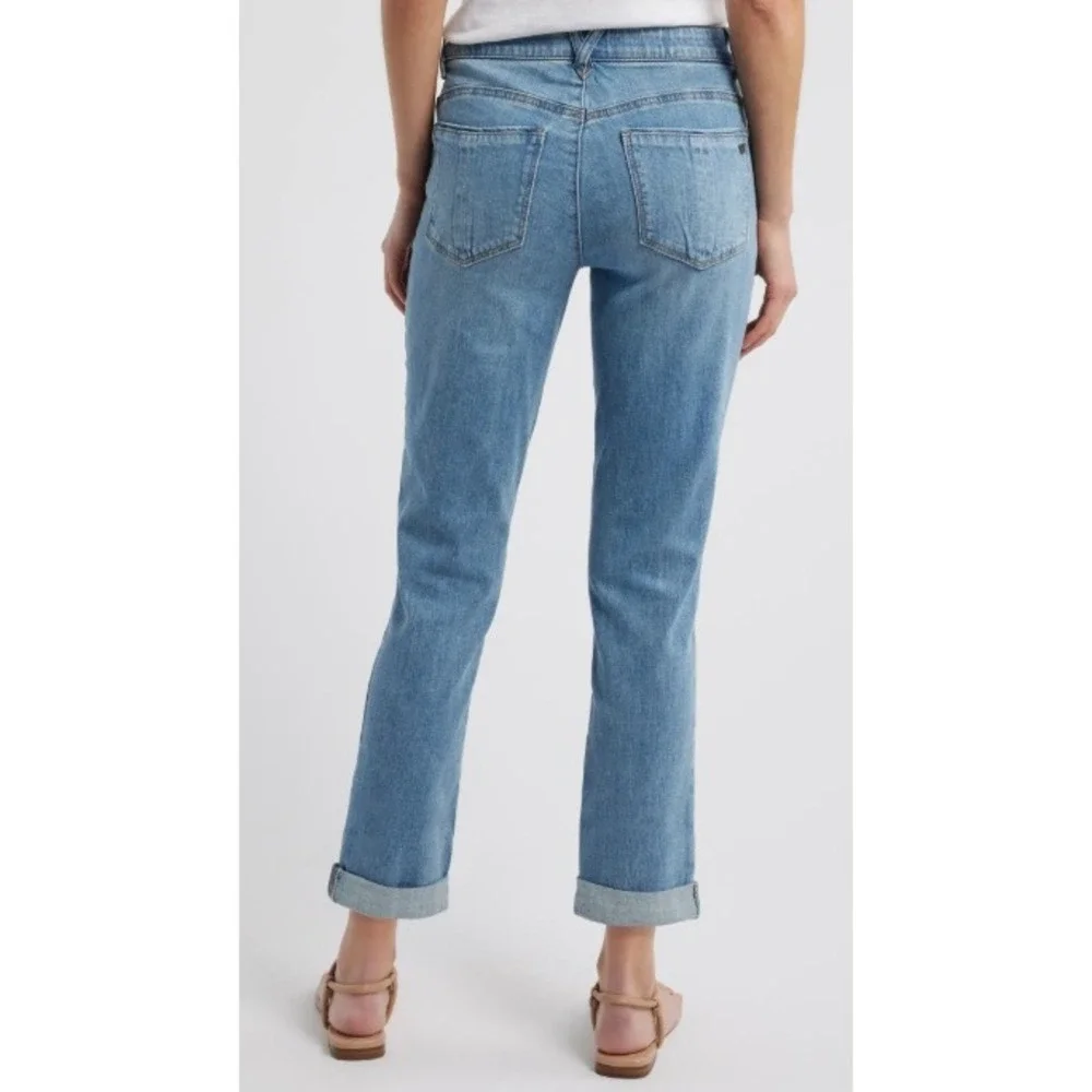 NWT! Boyfriend Jeans Distressed Cuffed Ankle Light‎ Wash Denim Size 00